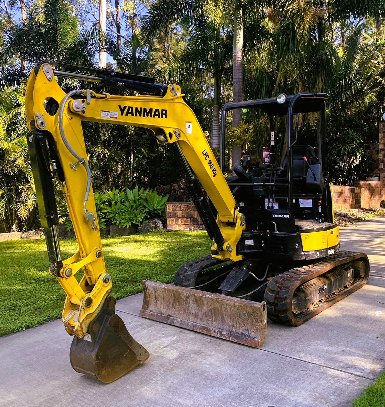 Yanmar ViO35 3.5 tonne excavator on rubber tracks