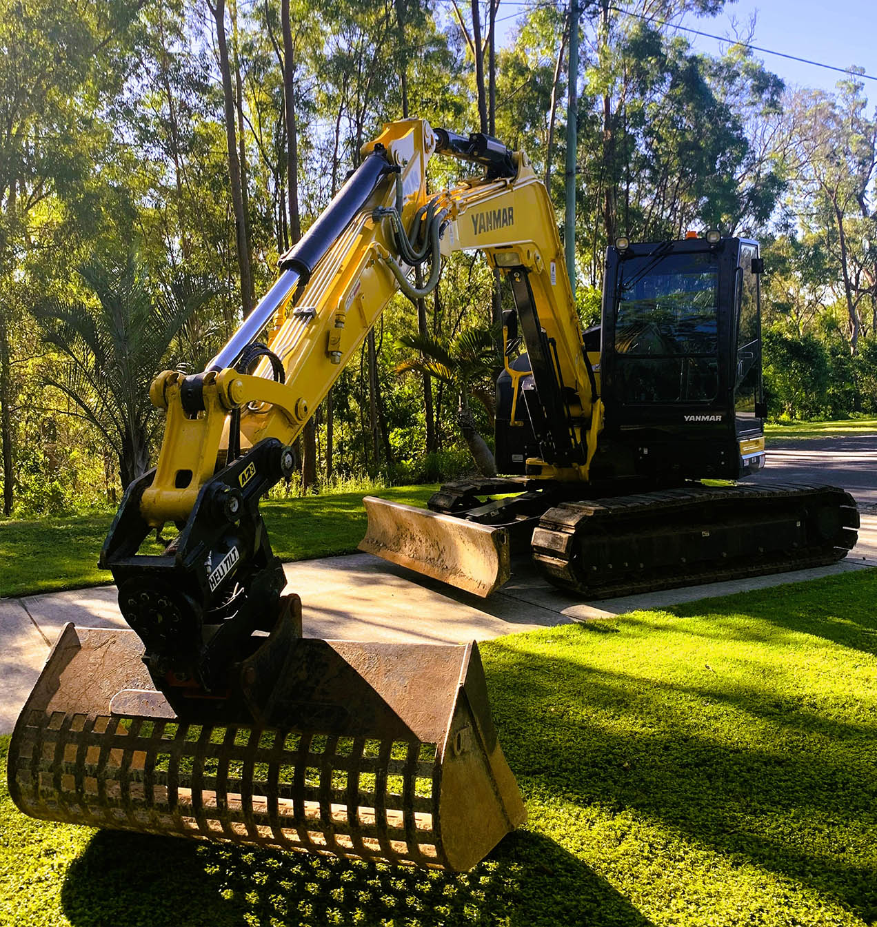 Yanmar ViO80 8 tonne excavator with enclosed cab
